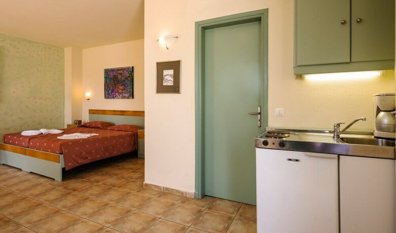 Aparthotel Nireas Hotel