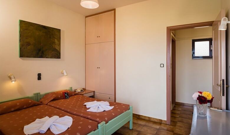 Aparthotel Nireas Hotel