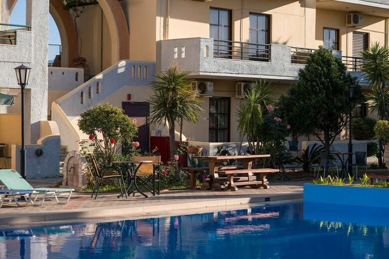 Aparthotel Nireas Hotel