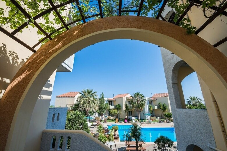 Aparthotel Nireas Hotel