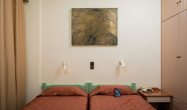 Aparthotel Nireas Hotel