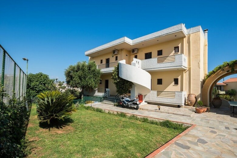 Aparthotel Nireas Hotel