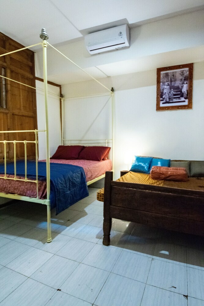 Hotel Wave & Chill House