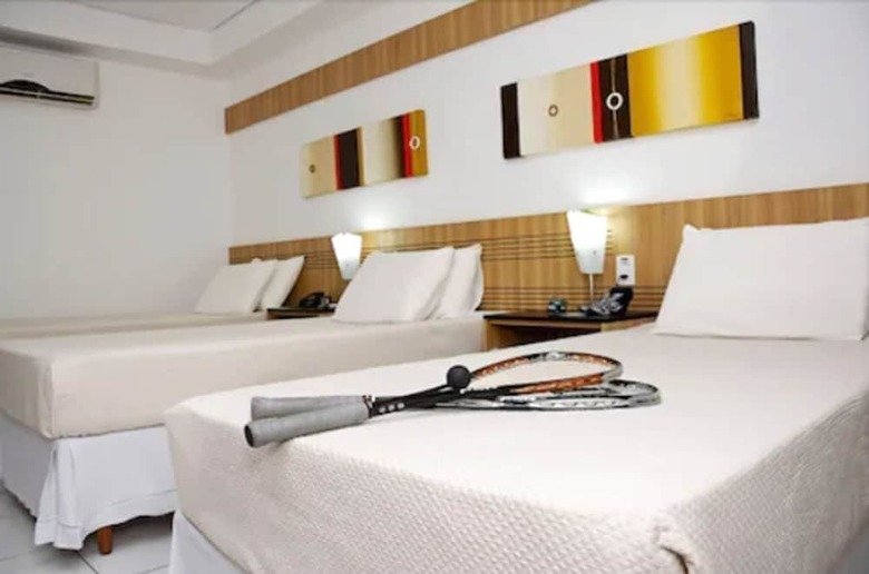 Delcas Hotel