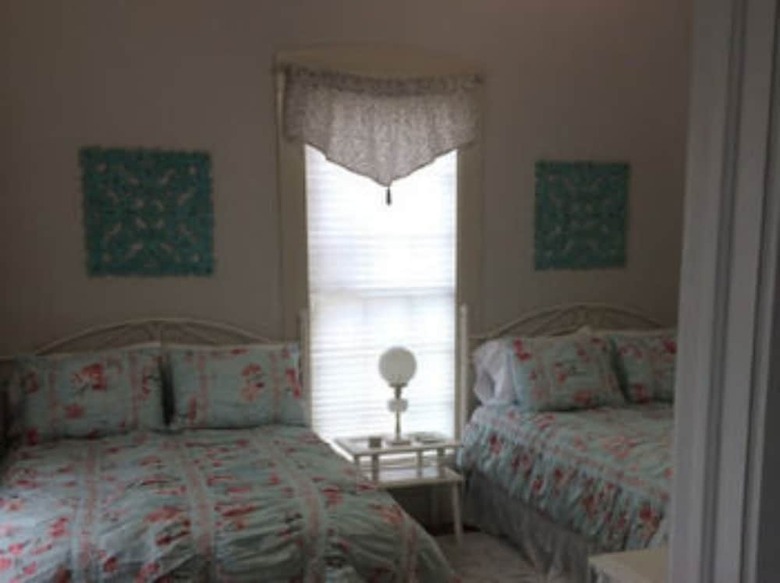 The Carriage House Bed And Breakfast