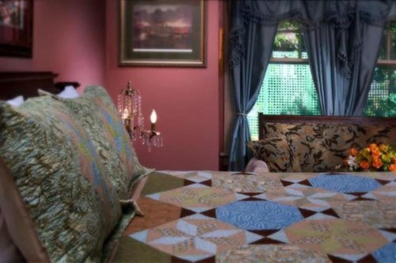 The Carriage House Bed And Breakfast