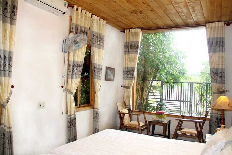 Hotel Abs House