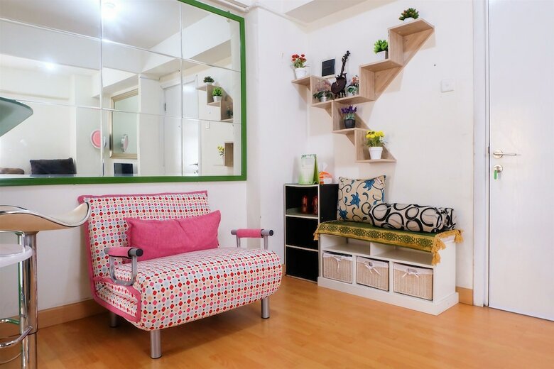 Great Location Green Pramuka Apartment