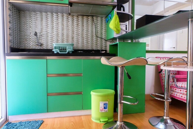Great Location Green Pramuka Apartment