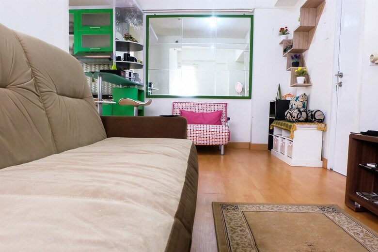 Great Location Green Pramuka Apartment