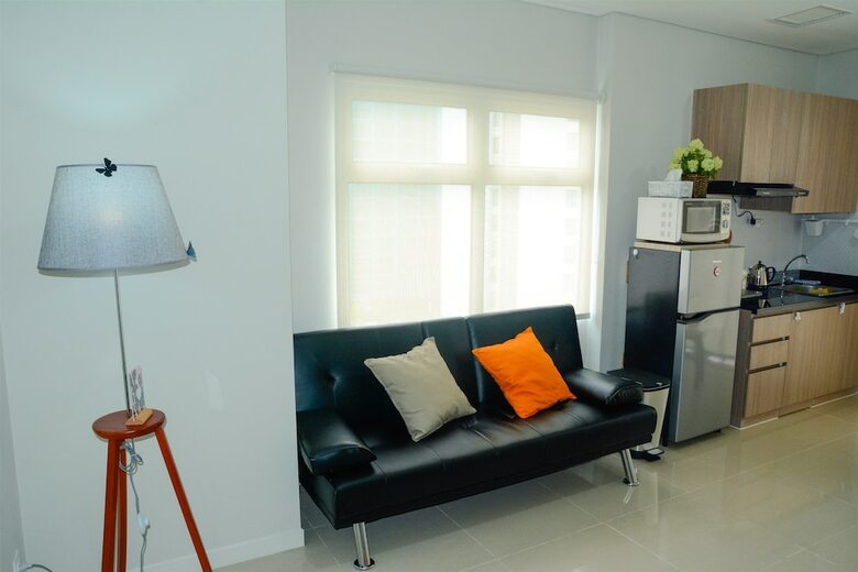 Cozy & Stylish Apartment W/ Great View At Madison Park