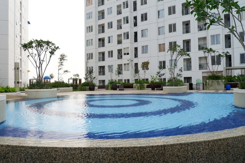 Affordable Bassura City Apartment