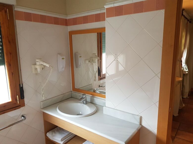 Hospedium Hotel Spa Puerta Vadinia