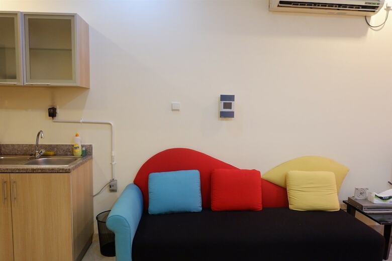 Homey The Bellezza Apartment