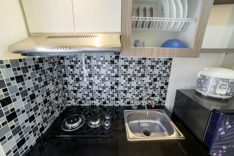 Relaxing Apartment At Parahyangan Residence