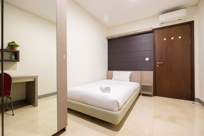 Modern Elegant Design L'avenue Apartment