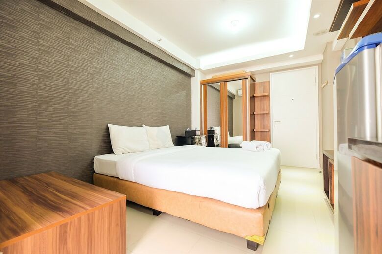 Simple Studio Bassura City Apartment