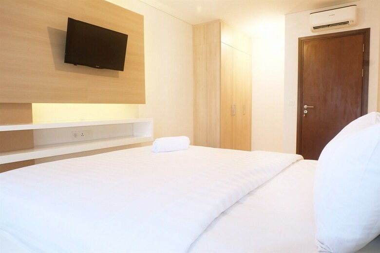 Pancoran Best L'avenue Apartment