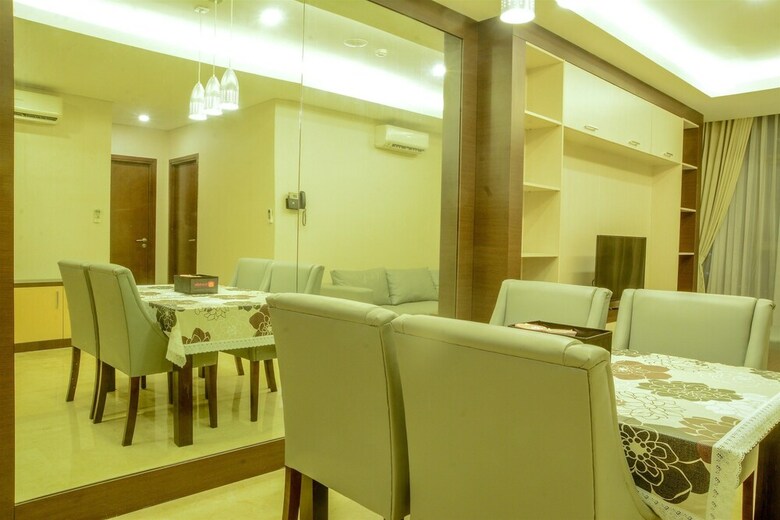 Spacious And Modern L'avenue Apartment