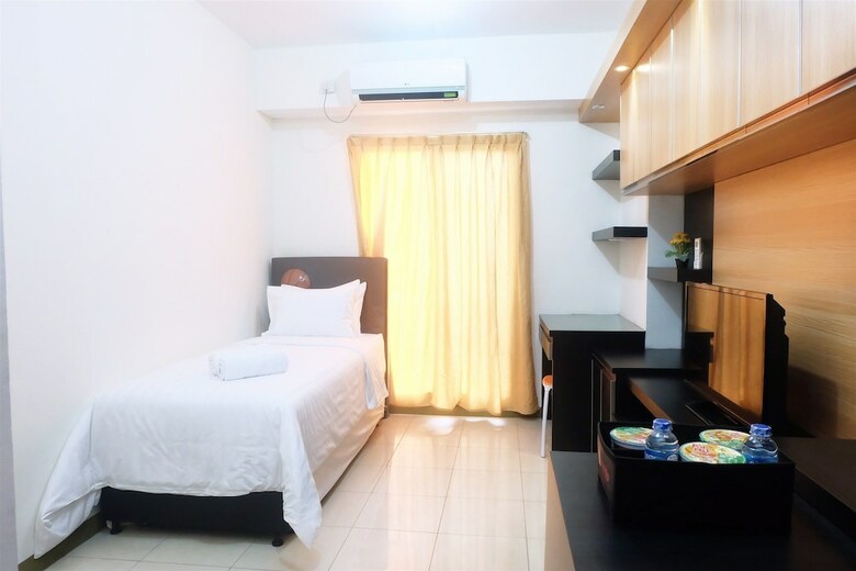 Cozy Studio Apartment Near Mall Kelapa Gading