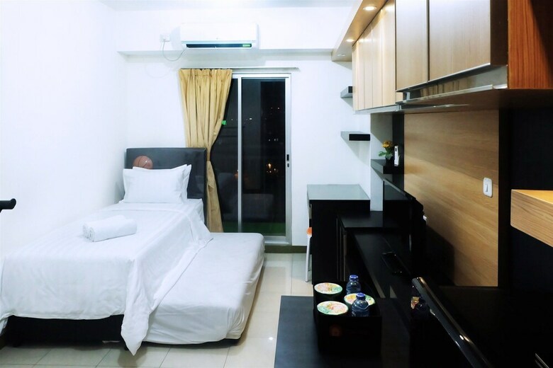 Cozy Studio Apartment Near Mall Kelapa Gading