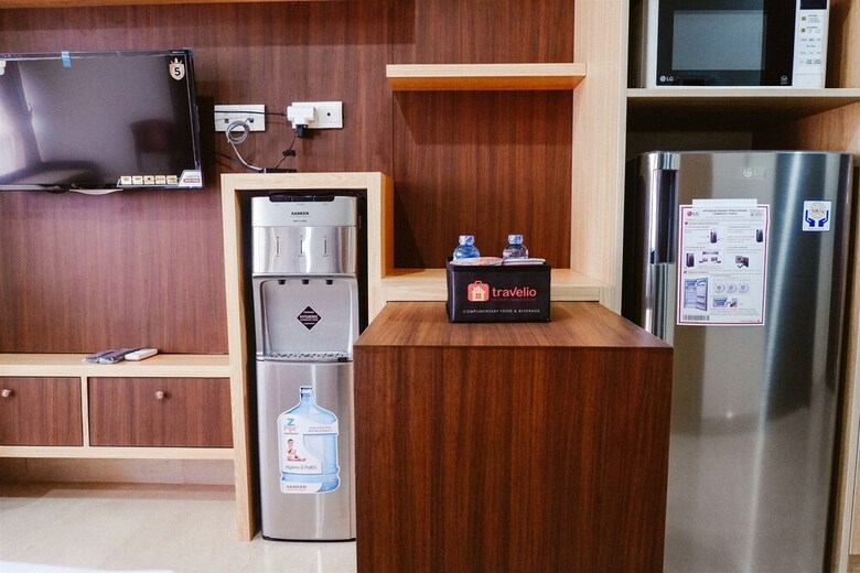 Studio At Menteng Park Apartment With City View