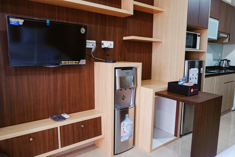 Studio At Menteng Park Apartment With City View