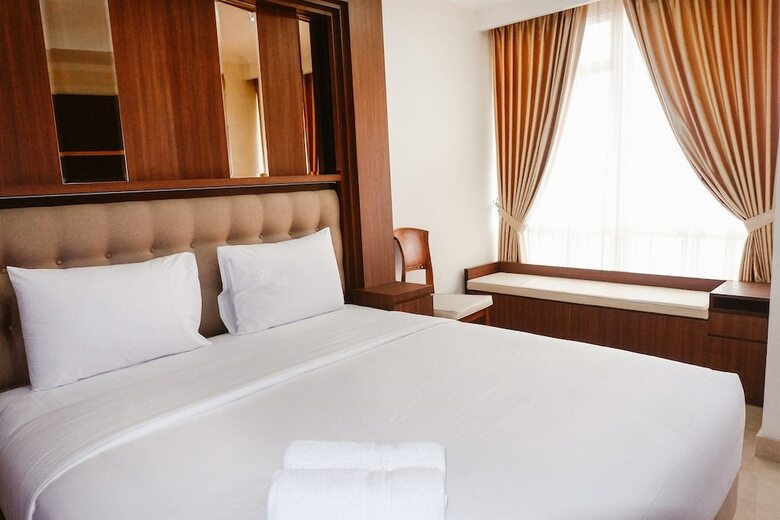 Studio At Menteng Park Apartment With City View