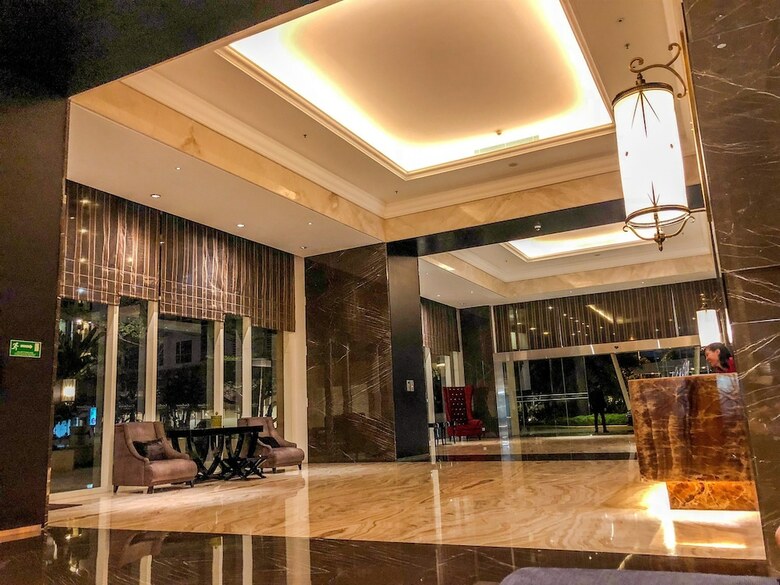 Casa Grande Apartment With Sofabed Connected To Kota Kasablanka