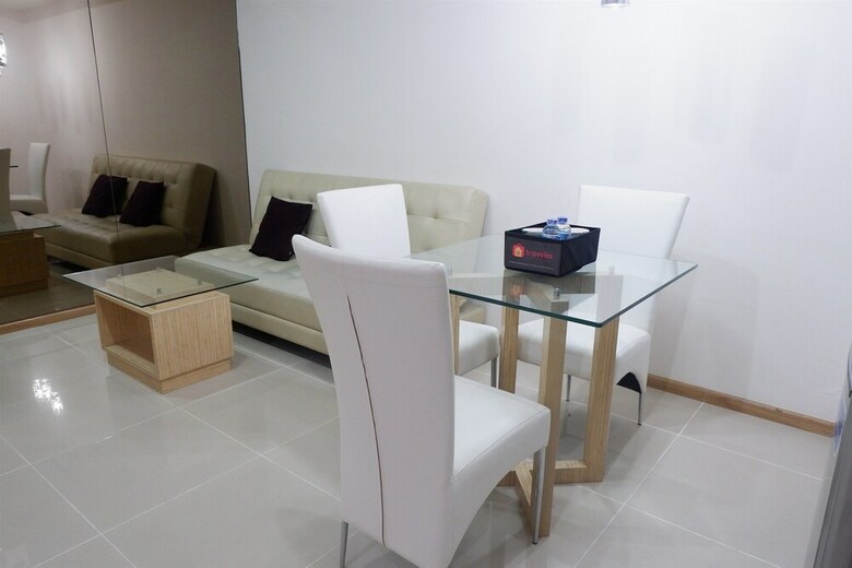 Casa Grande Apartment With Sofabed Connected To Kota Kasablanka
