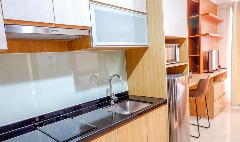 Suite Studio Apartment At Menteng Park