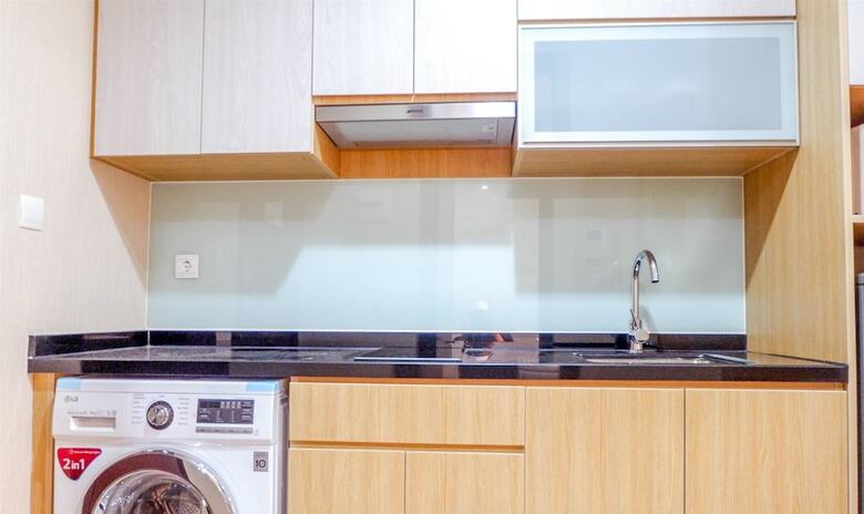 Suite Studio Apartment At Menteng Park