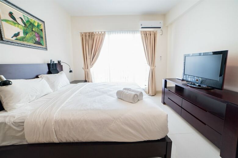 Studio With Balcony @ Galeri Ciumbuleuit 3 Apartment
