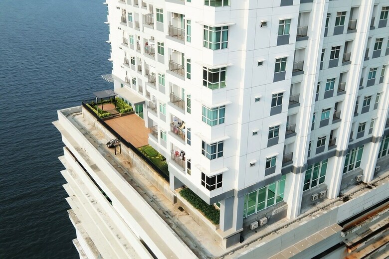 Best Price Greenbay Apartment Beside Baywalk