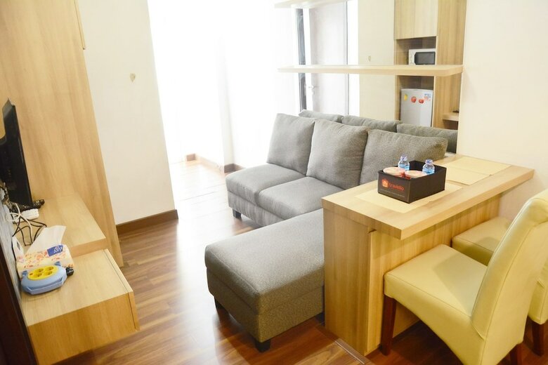 Cozy At Aspen Apartment Near To Mall