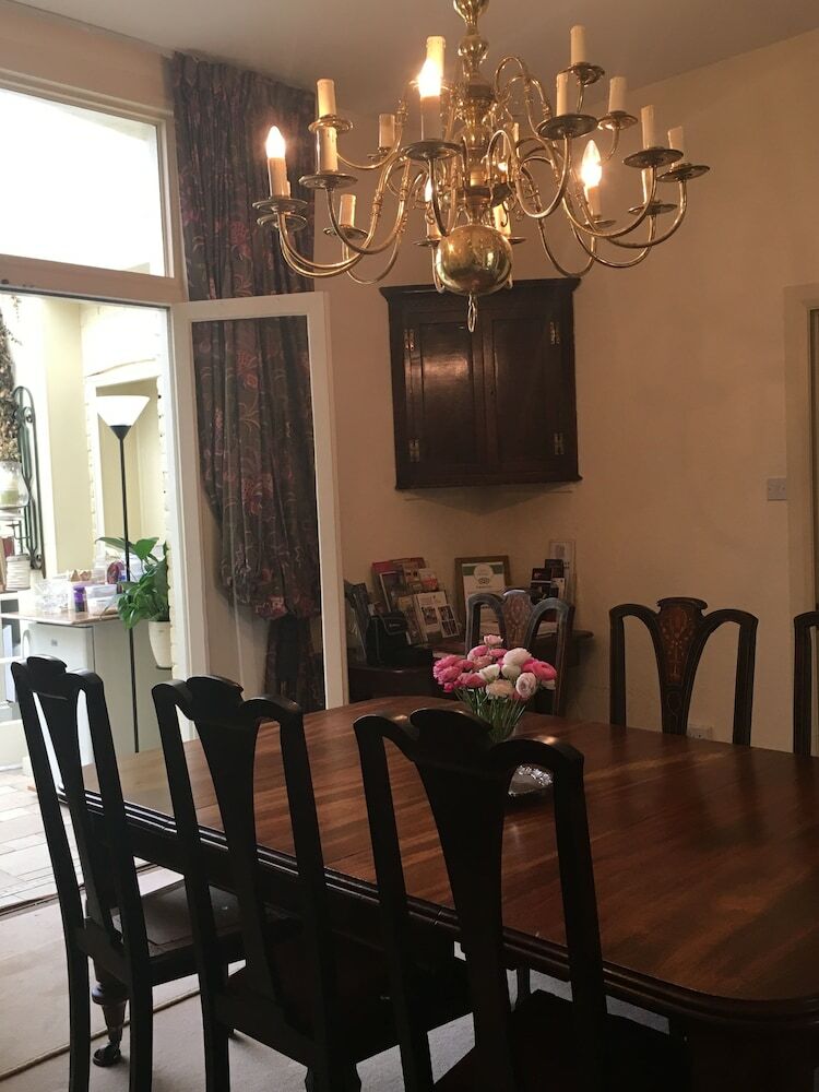 Hotel Gladstone Guesthouse