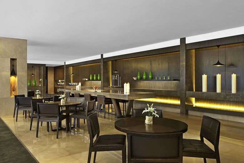Hotel The Westin Mumbai Garden City