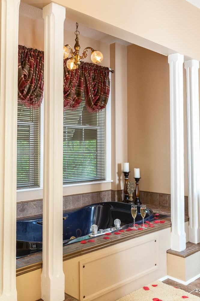 Graham-carroll House Bed & Breakfast