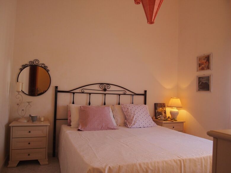 Terre Del Faro - Near Baronial Palace