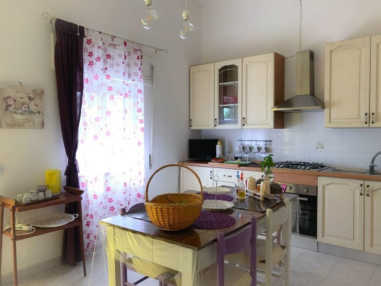 Terre Del Faro - Near Baronial Palace