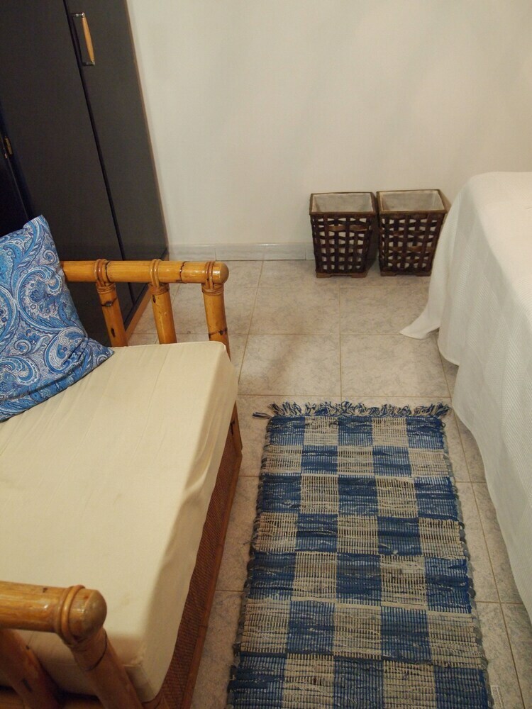 Terre Del Faro - Near Baronial Palace