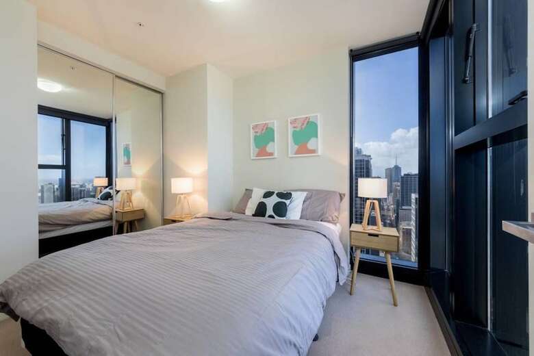 Dreamhost Apartments At Collins