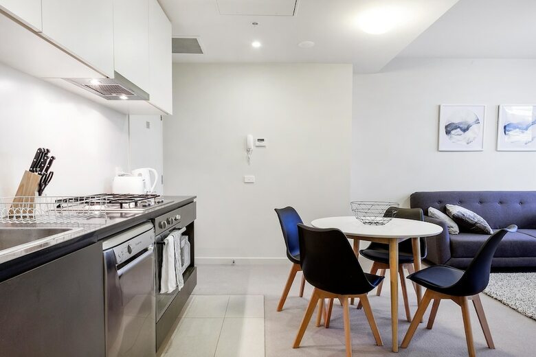 Dreamhost Apartments At Collins