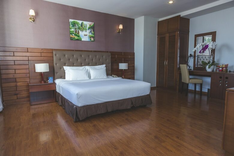 Park View Saigon Hotel
