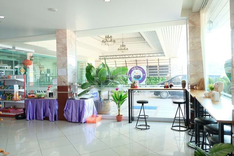 Century Grand Hotel