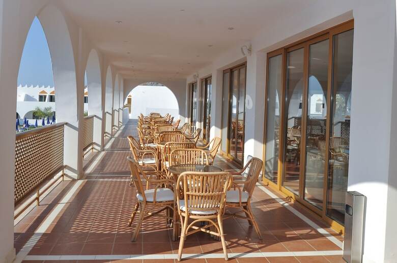 Alfa Beach Hotel