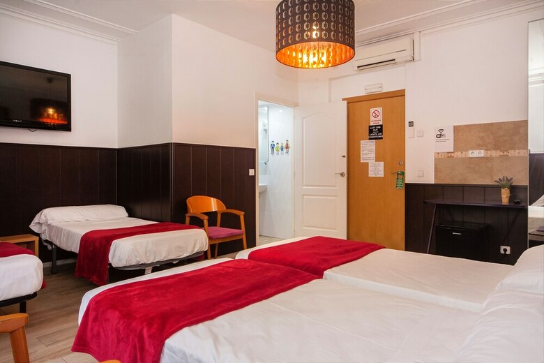 Pension Casp-er Guest House