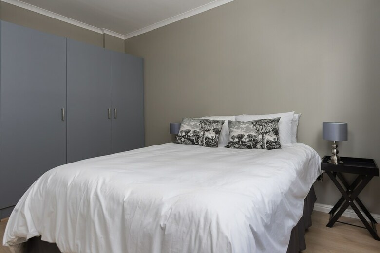 Apartamentos The Square 146