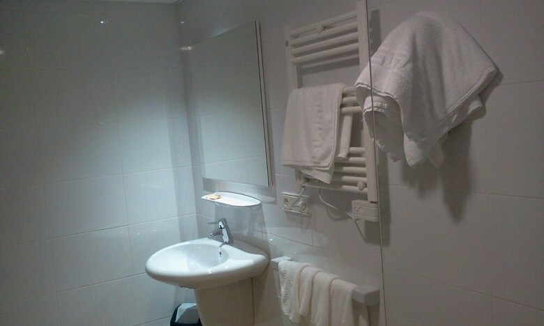 Aparthotel Oca Manzaneda Estaci�n de Monta�a