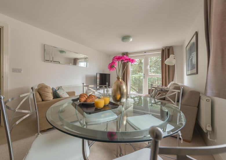 Hampden Apartments - The Beatrice